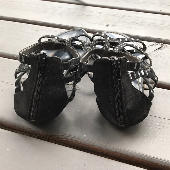 Sandals - Picture 6 of 6